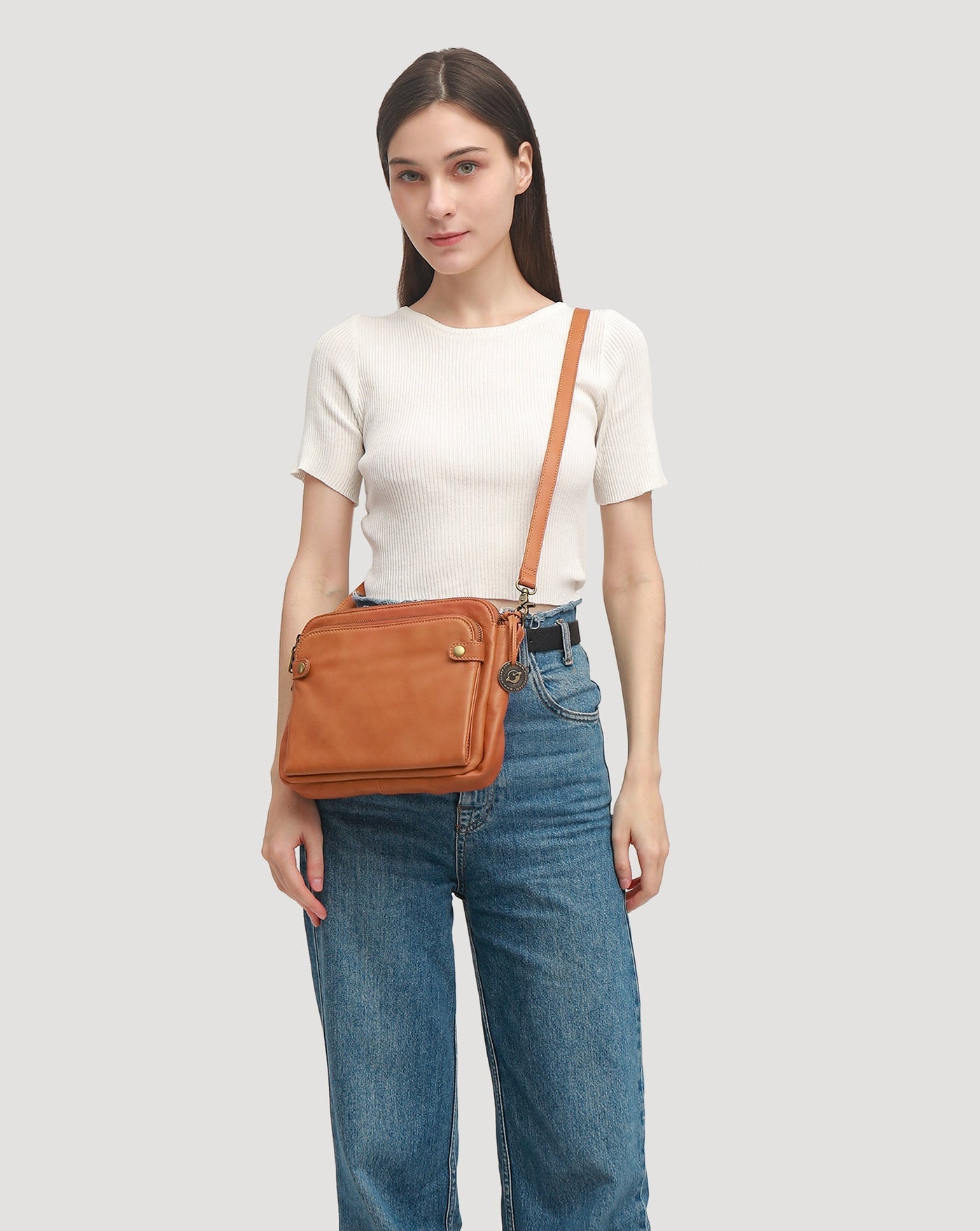 Elegant Vegan Leather Crossbody Bag